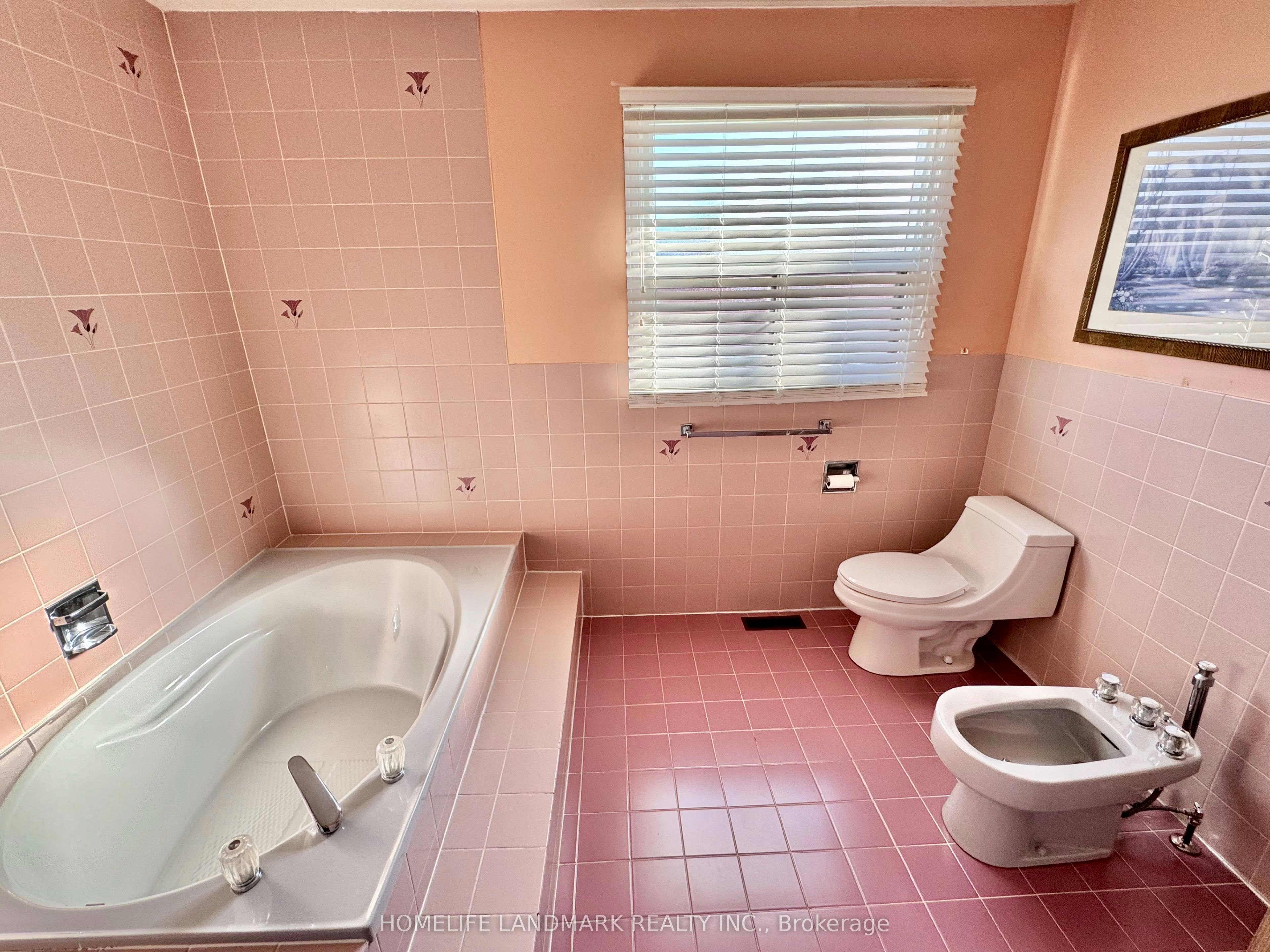 1049 Wetherby Lane E, Mississauga, ON, L4W 4R9 - 17