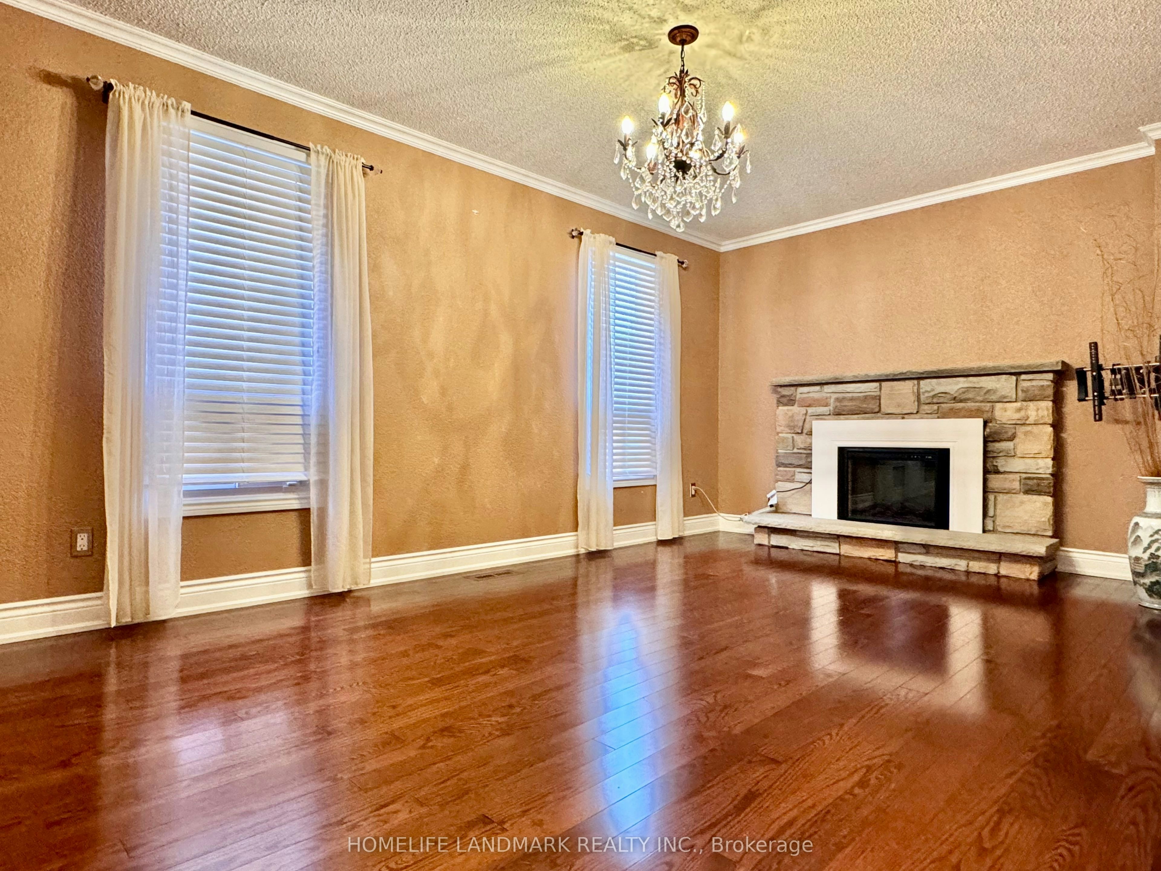 1049 Wetherby Lane E, Mississauga, ON, L4W 4R9 - 6