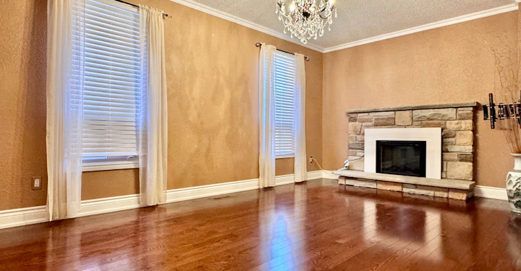 1049 Wetherby Lane E, Mississauga, ON, L4W 4R9 - 6