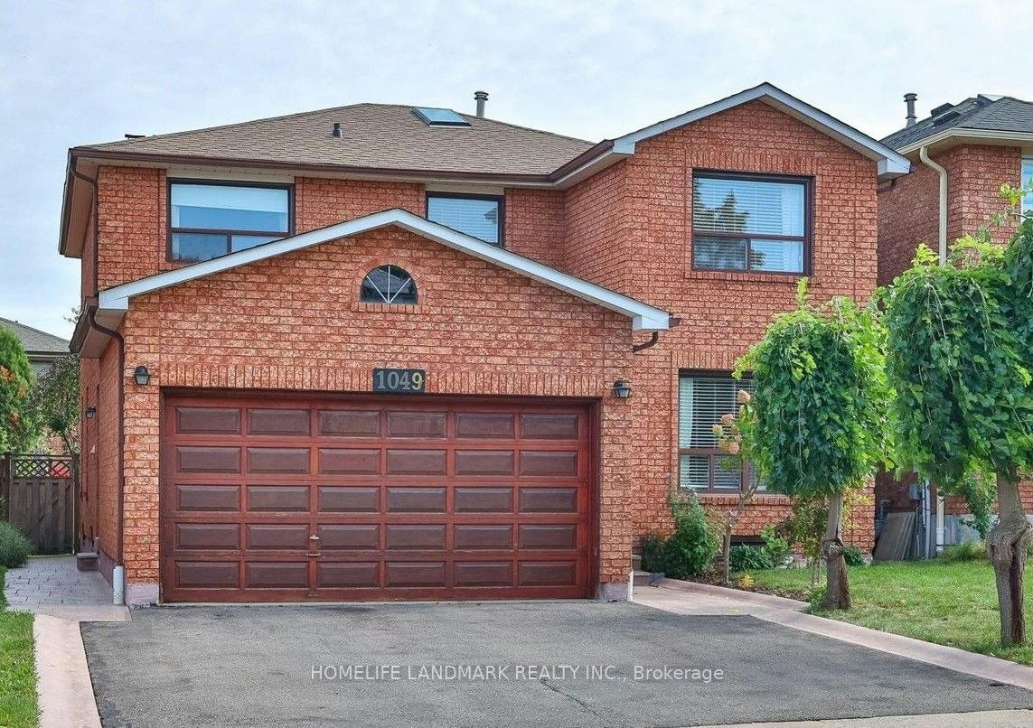 1049 Wetherby Lane E, Mississauga, ON, L4W 4R9