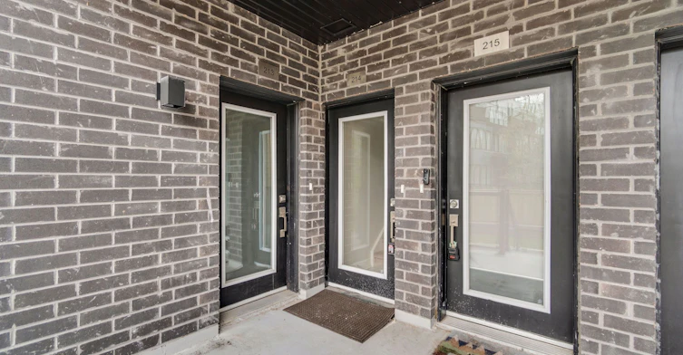 214-1165 Journeyman Lane, Mississauga, ON, L5J 0B6 - 6