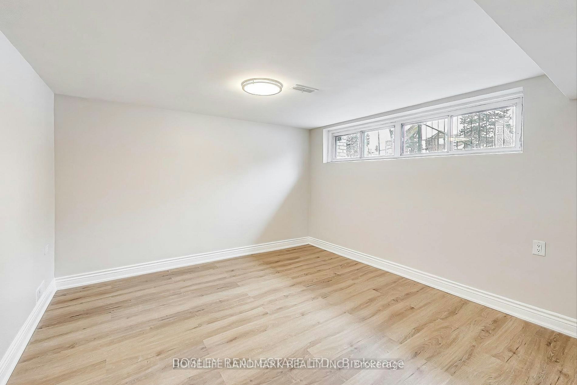 Lower-89 Chiswick Avenue, Toronto, ON, M6M 4V2 - 9