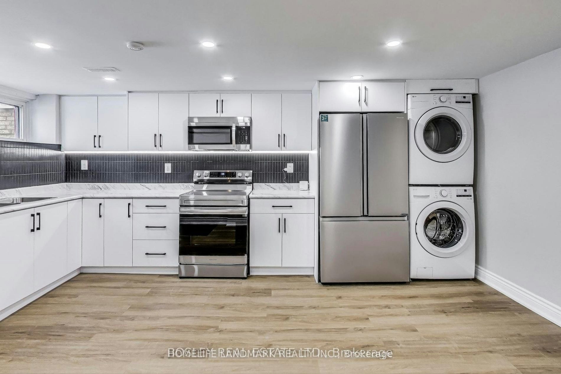 Lower-89 Chiswick Avenue, Toronto, ON, M6M 4V2 - 5
