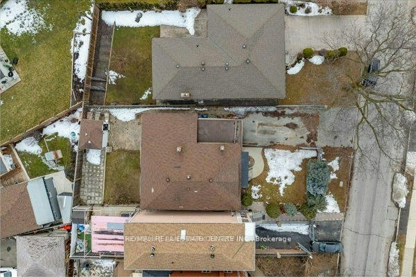 Lower-89 Chiswick Avenue, Toronto, ON, M6M 4V2 - 15