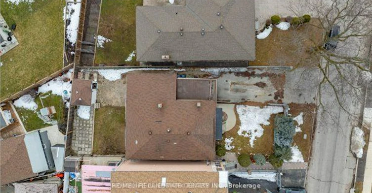 Lower-89 Chiswick Avenue, Toronto, ON, M6M 4V2 - 15