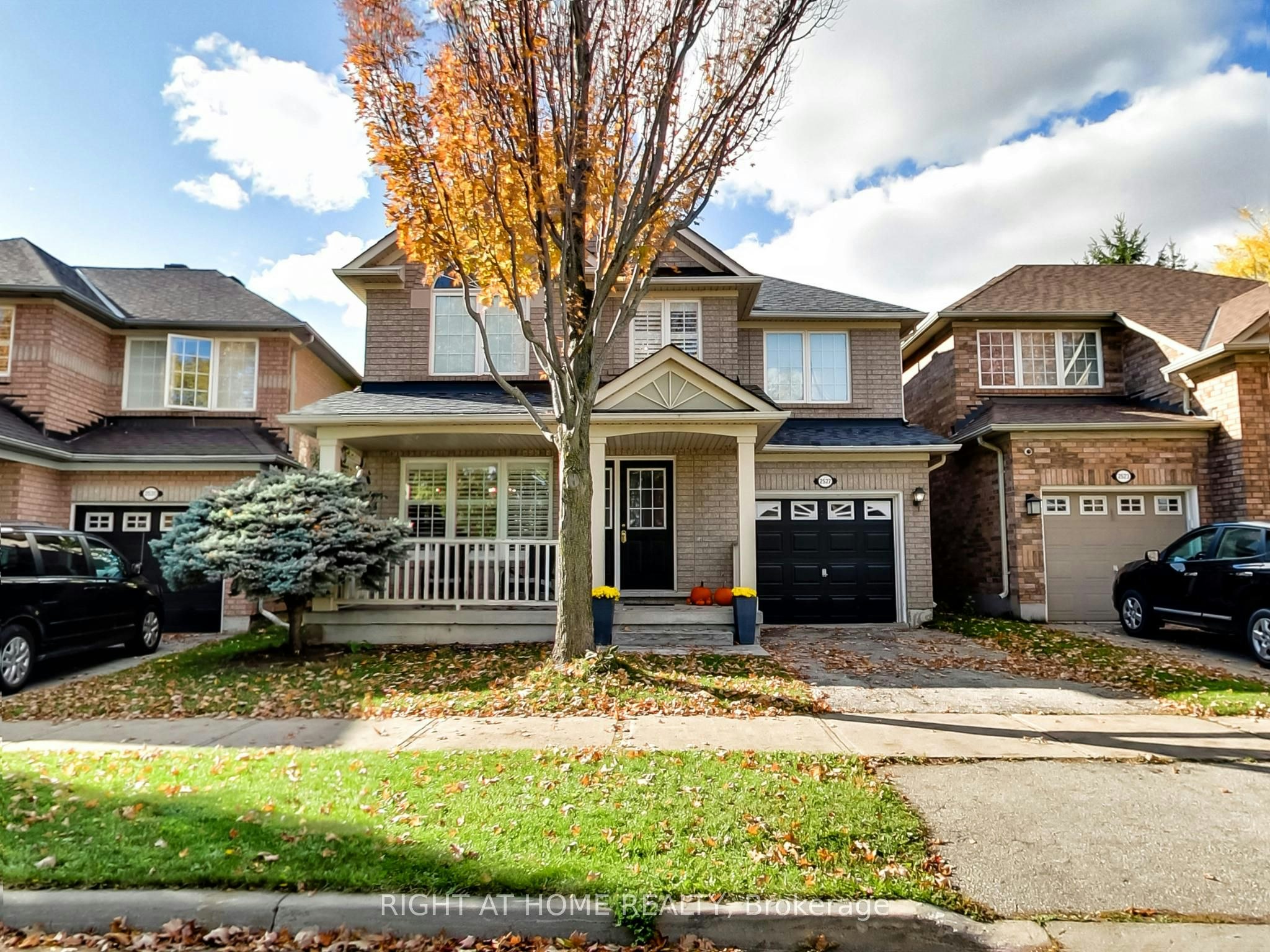 2527 Nettlecreek Crescent, Oakville, ON, L6M 4C1