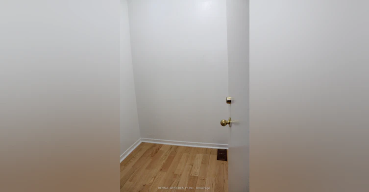 3rd Floor-78 Wright Avenue, Toronto, ON, M6R 1L2 - 17