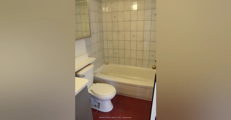 3rd Floor-78 Wright Avenue, Toronto, ON, M6R 1L2 - 18