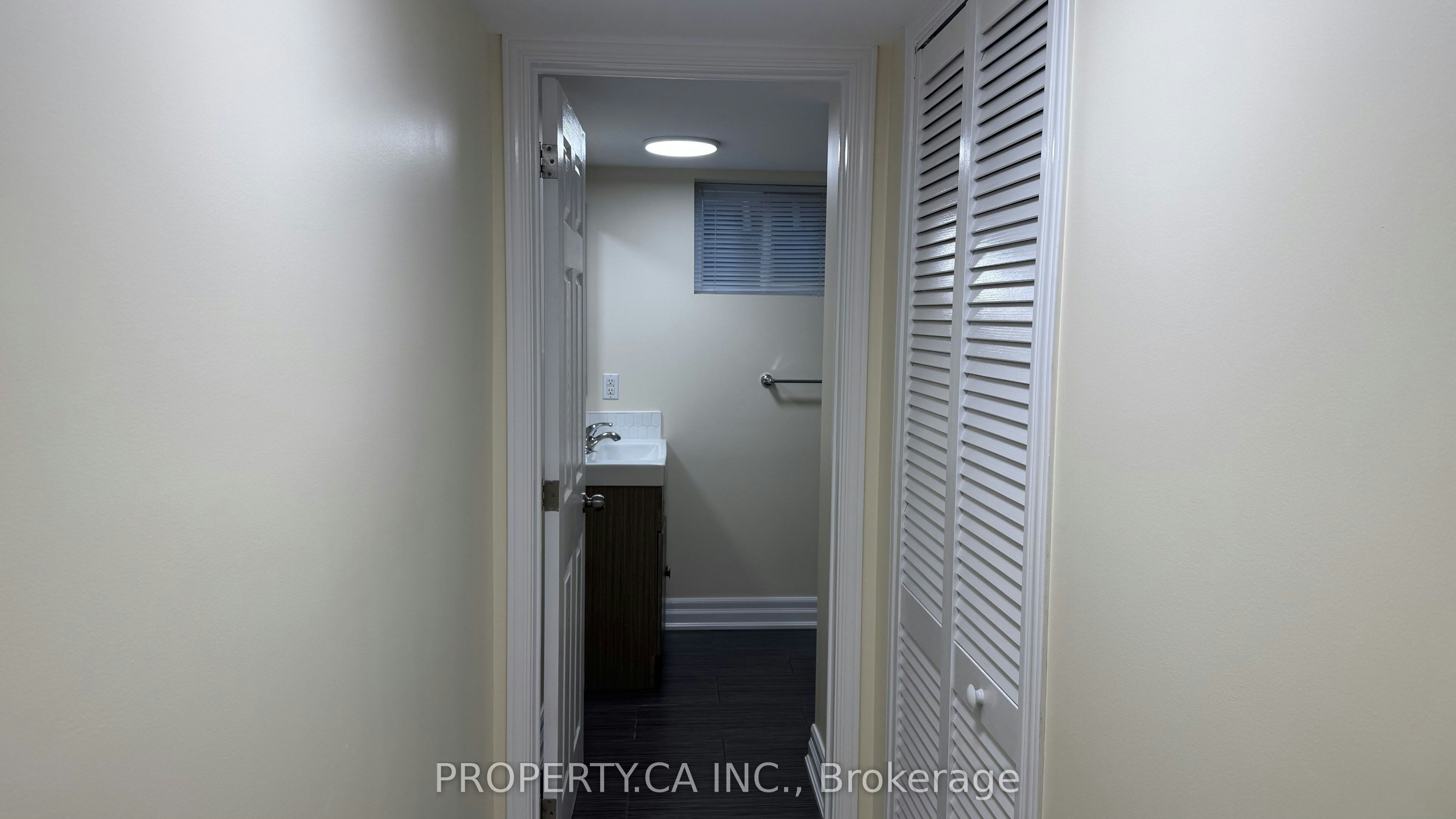 Lower-58 Lightwood Drive, Toronto, ON, M9V 2Z2 - 9