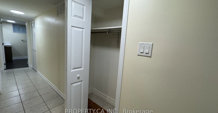 Lower-58 Lightwood Drive, Toronto, ON, M9V 2Z2 - 8