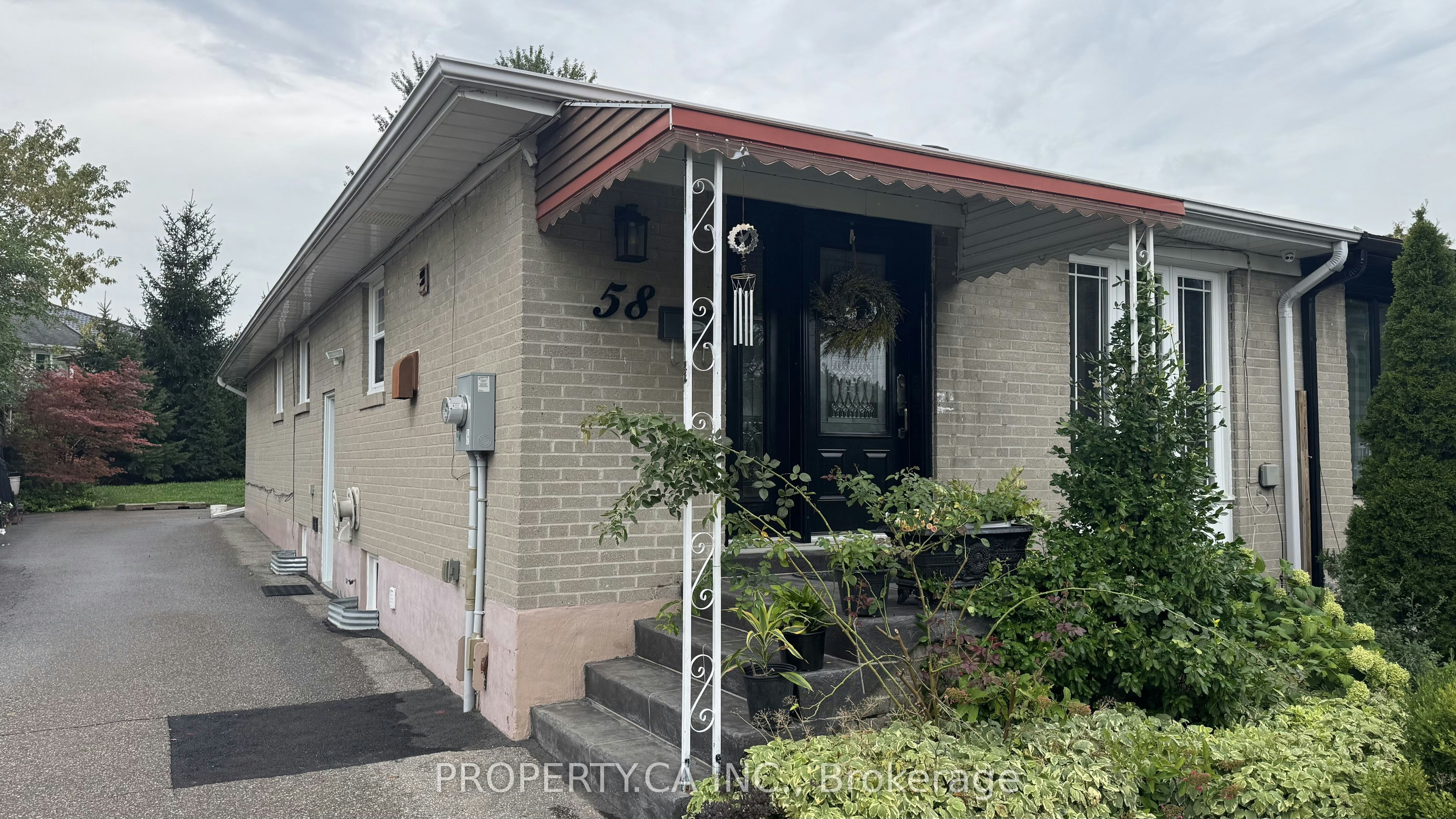 Lower-58 Lightwood Drive, Toronto, ON, M9V 2Z2