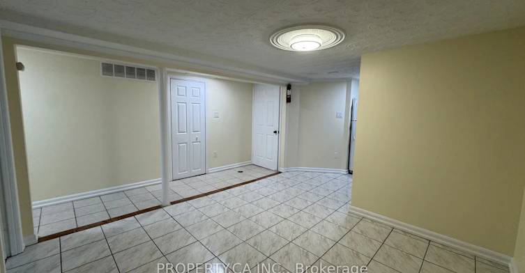 Lower-58 Lightwood Drive, Toronto, ON, M9V 2Z2 - 4