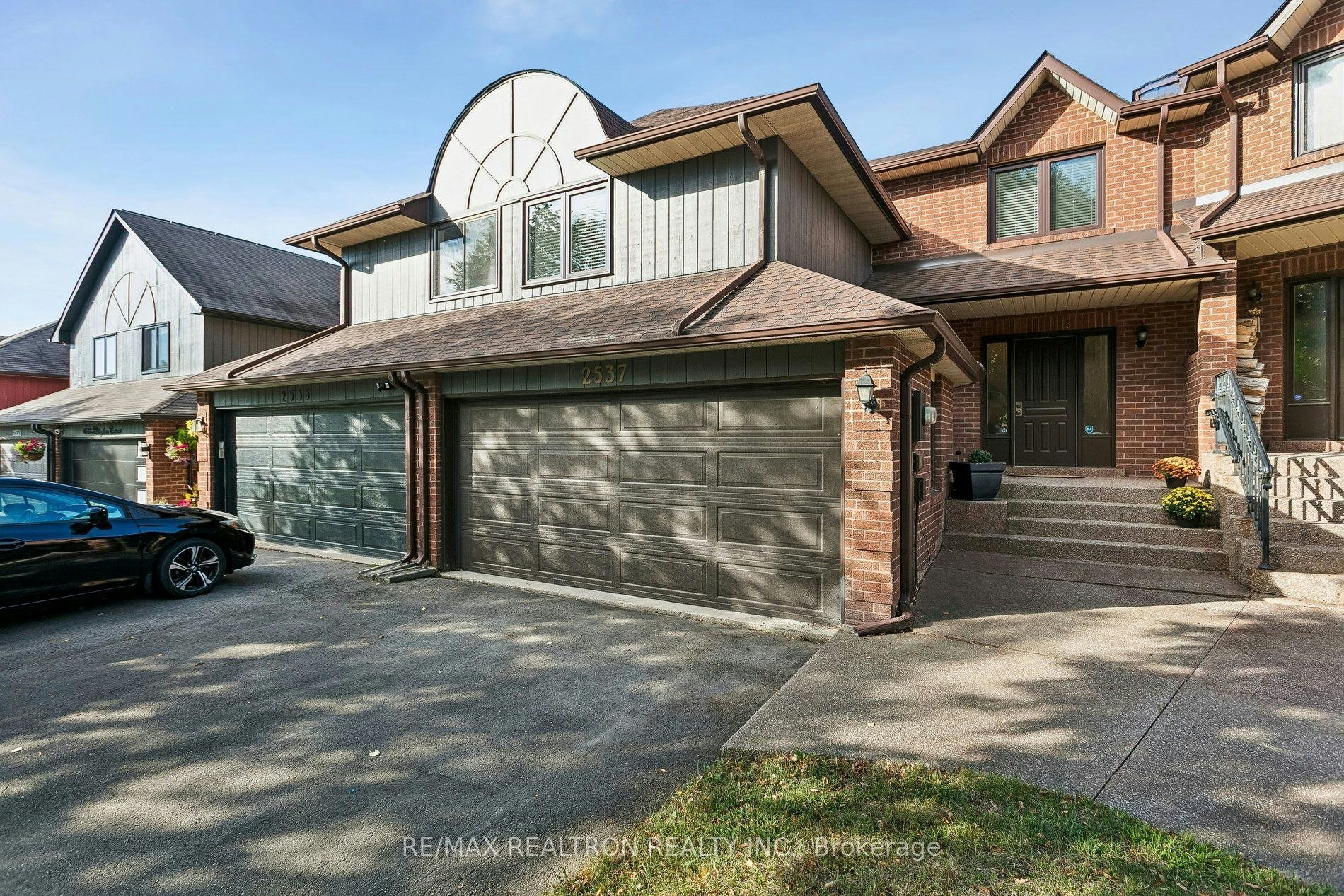 2537 Addingham Crescent, Oakville, ON, L6J 7K7