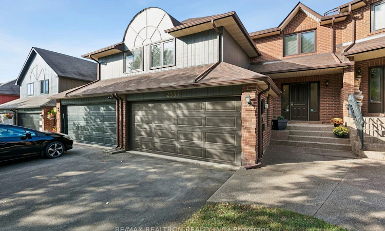 2537 Addingham Crescent