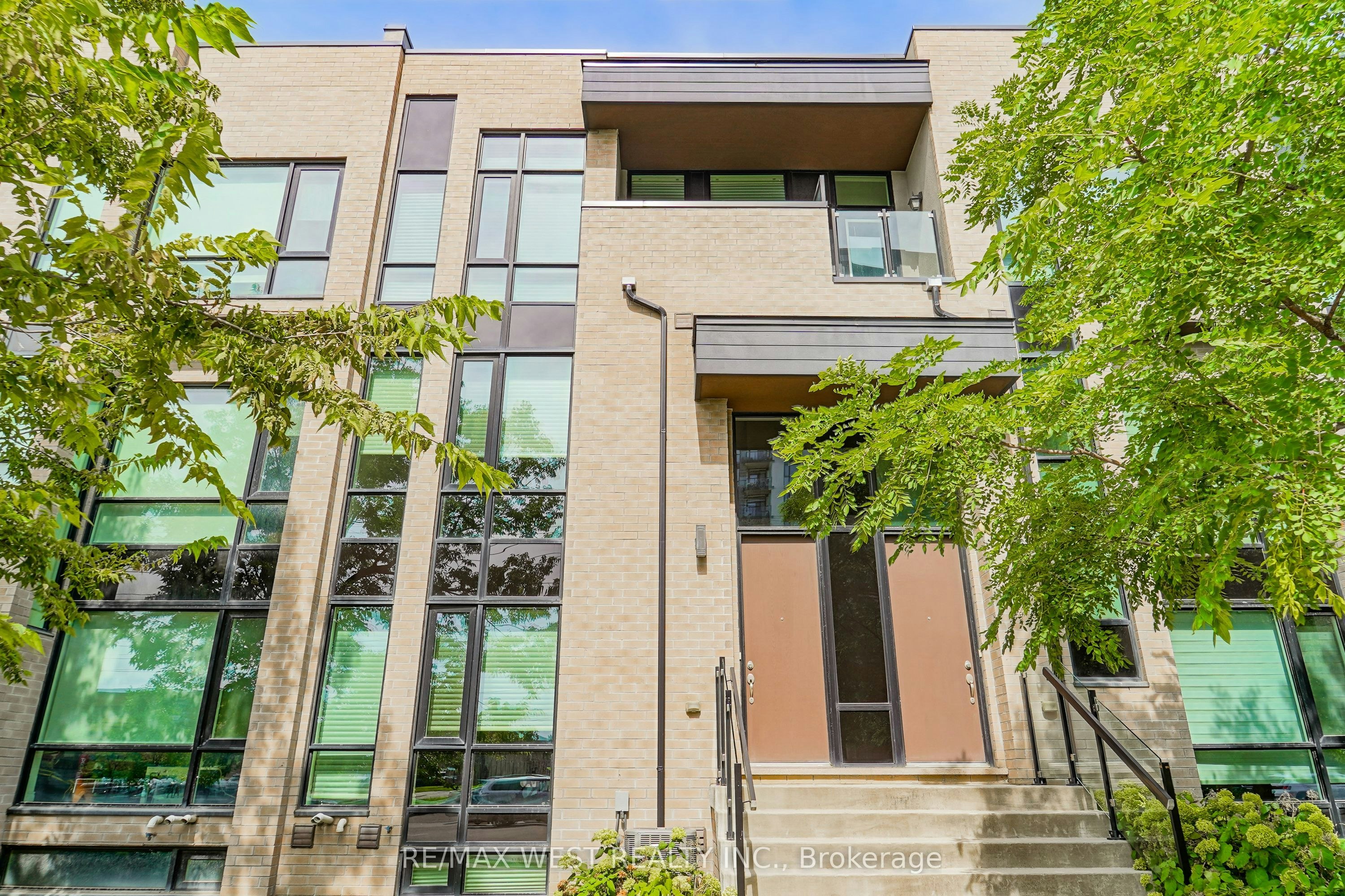47 Pony Farm Drive, Toronto, ON, M9R 0B3