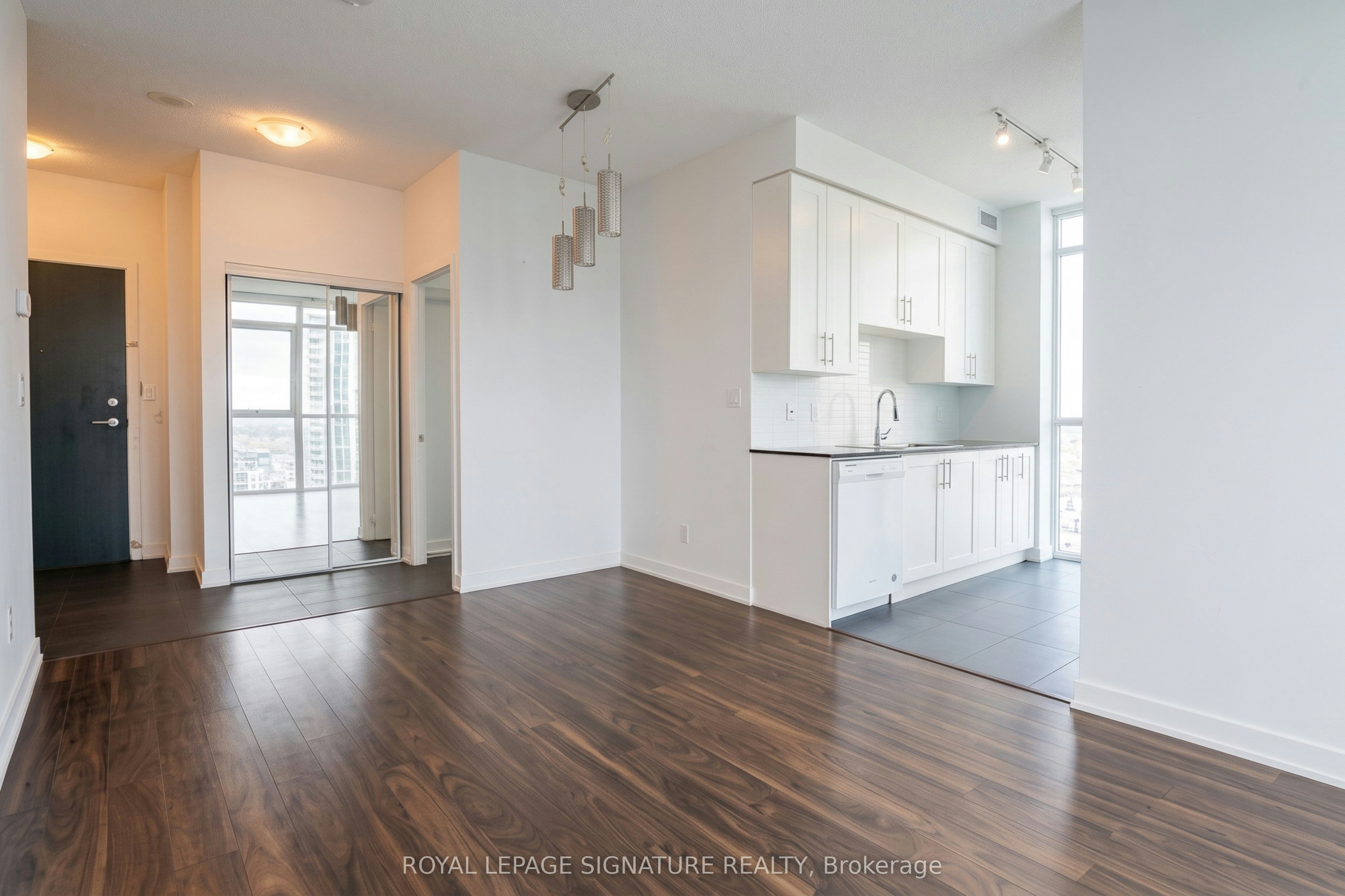 3407-4070 Confederation Parkway, Mississauga, ON, L5B 0E9 - 2