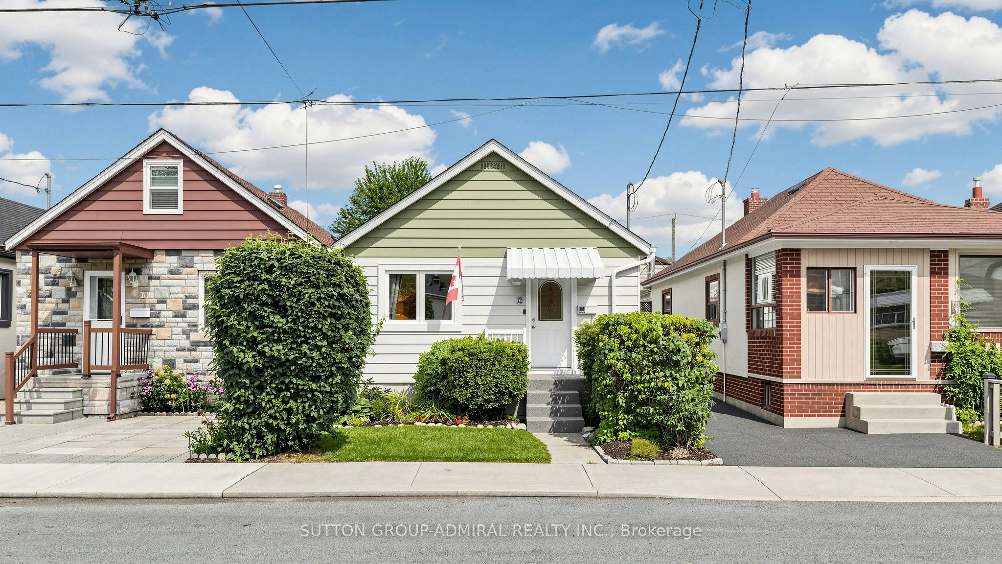 12 Laxis Avenue, Toronto, ON, M6M 2K5