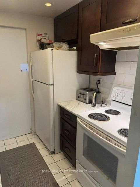 715-4 Lisa Street W, Brampton, ON, L6T 4B6 - 12