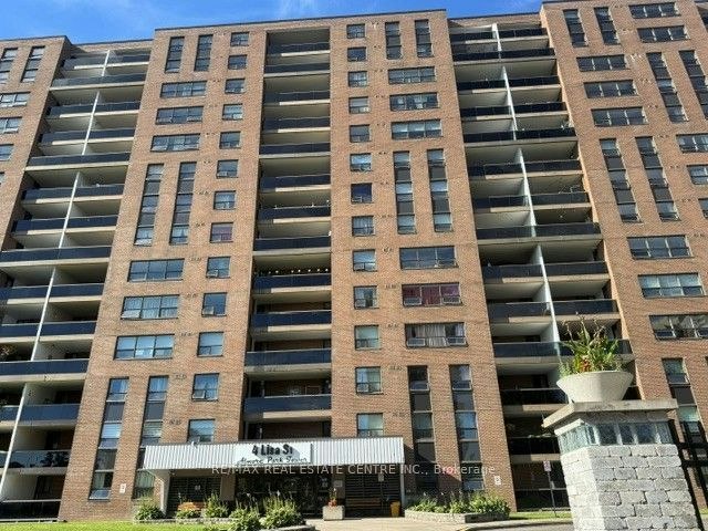 715-4 Lisa Street W, Brampton, ON, L6T 4B6
