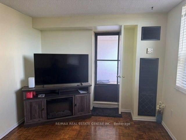 715-4 Lisa Street W, Brampton, ON, L6T 4B6 - 9