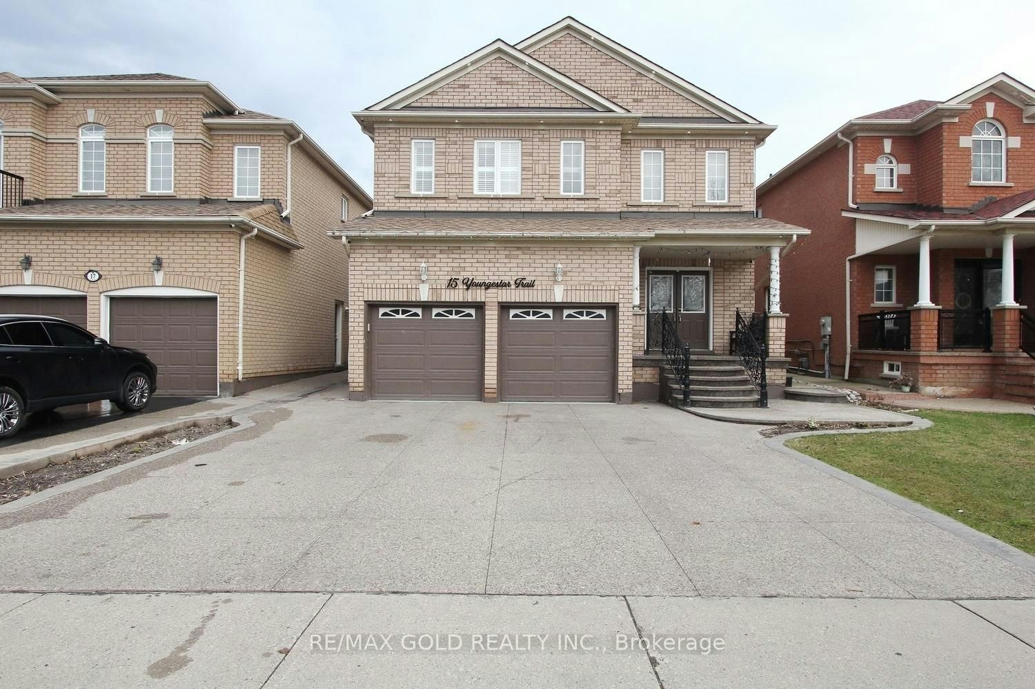 15 Youngestar Trail, Brampton, ON, L6P 1P5