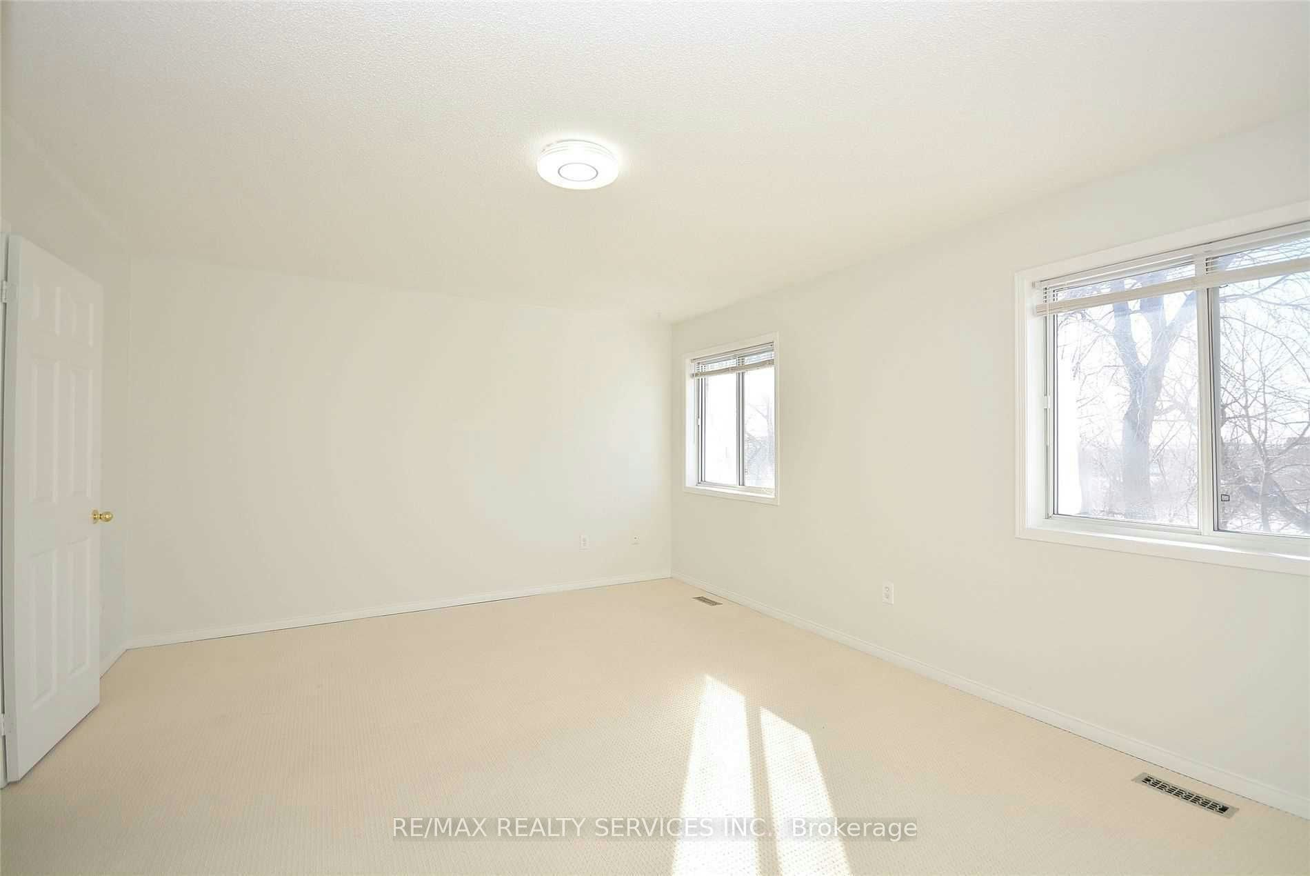 22 Berkindale Court, Brampton, ON, L6Y 5G1 - 22