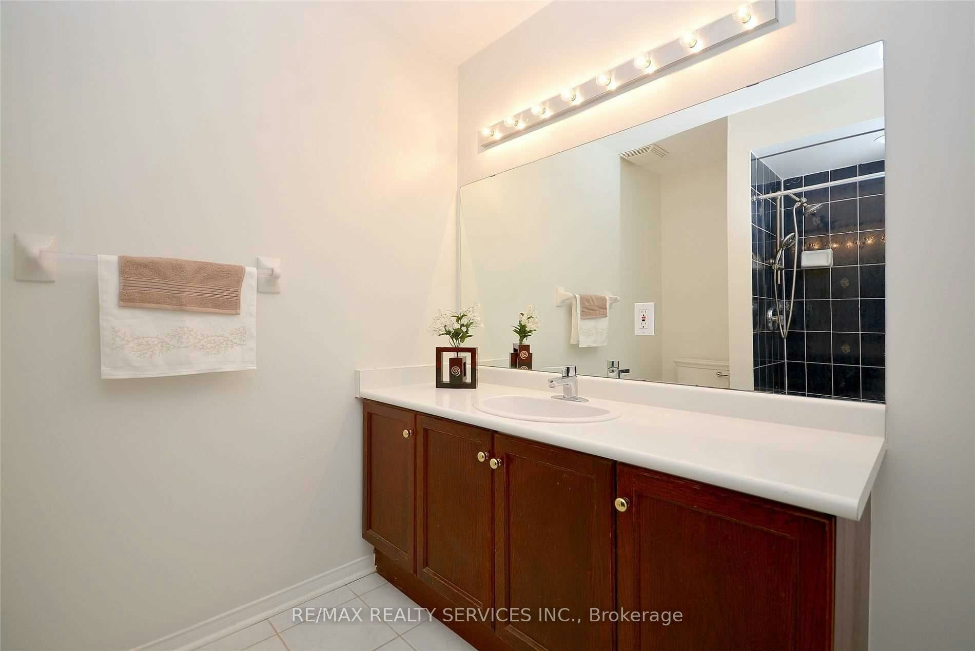 22 Berkindale Court, Brampton, ON, L6Y 5G1 - 26