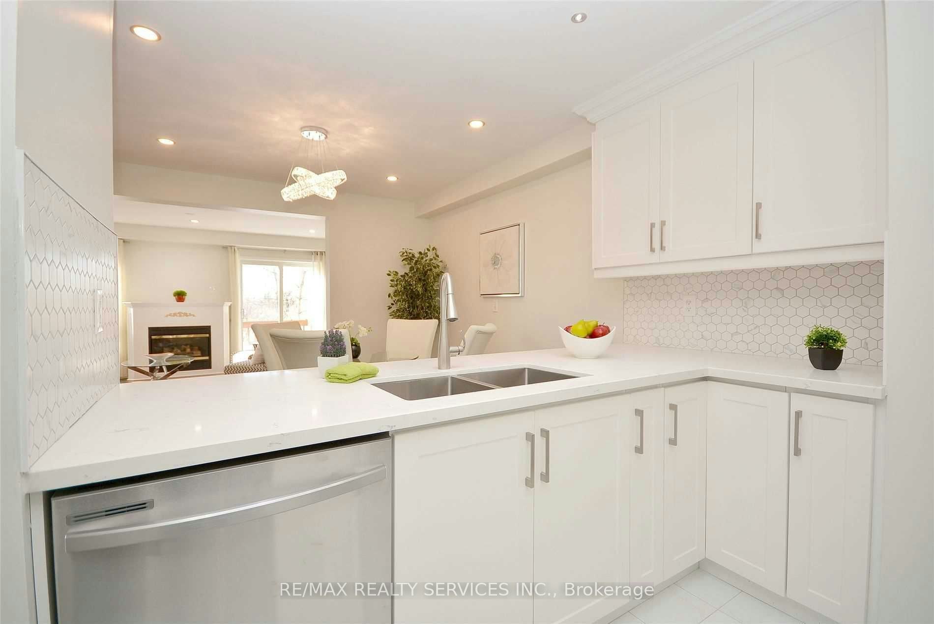 22 Berkindale Court, Brampton, ON, L6Y 5G1 - 10