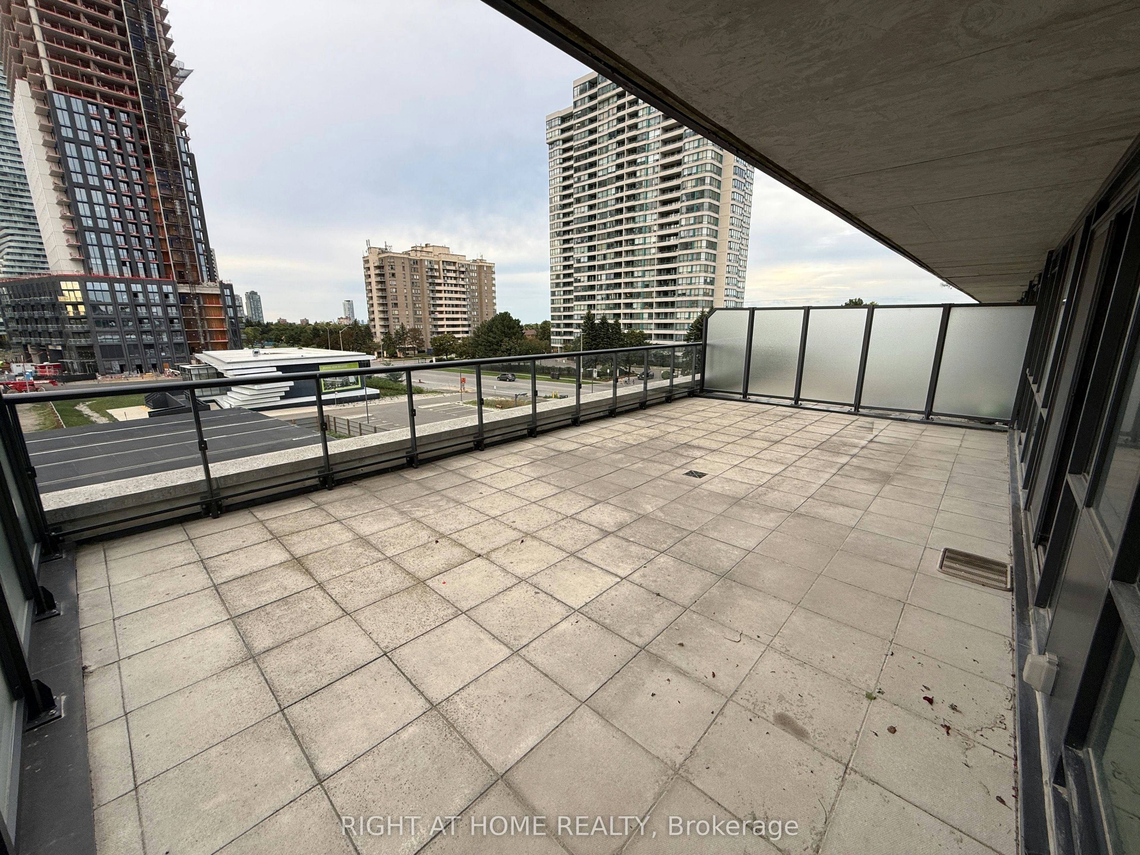 3975 Grand Park Drive, Mississauga, ON, L5B 0K4 - 36