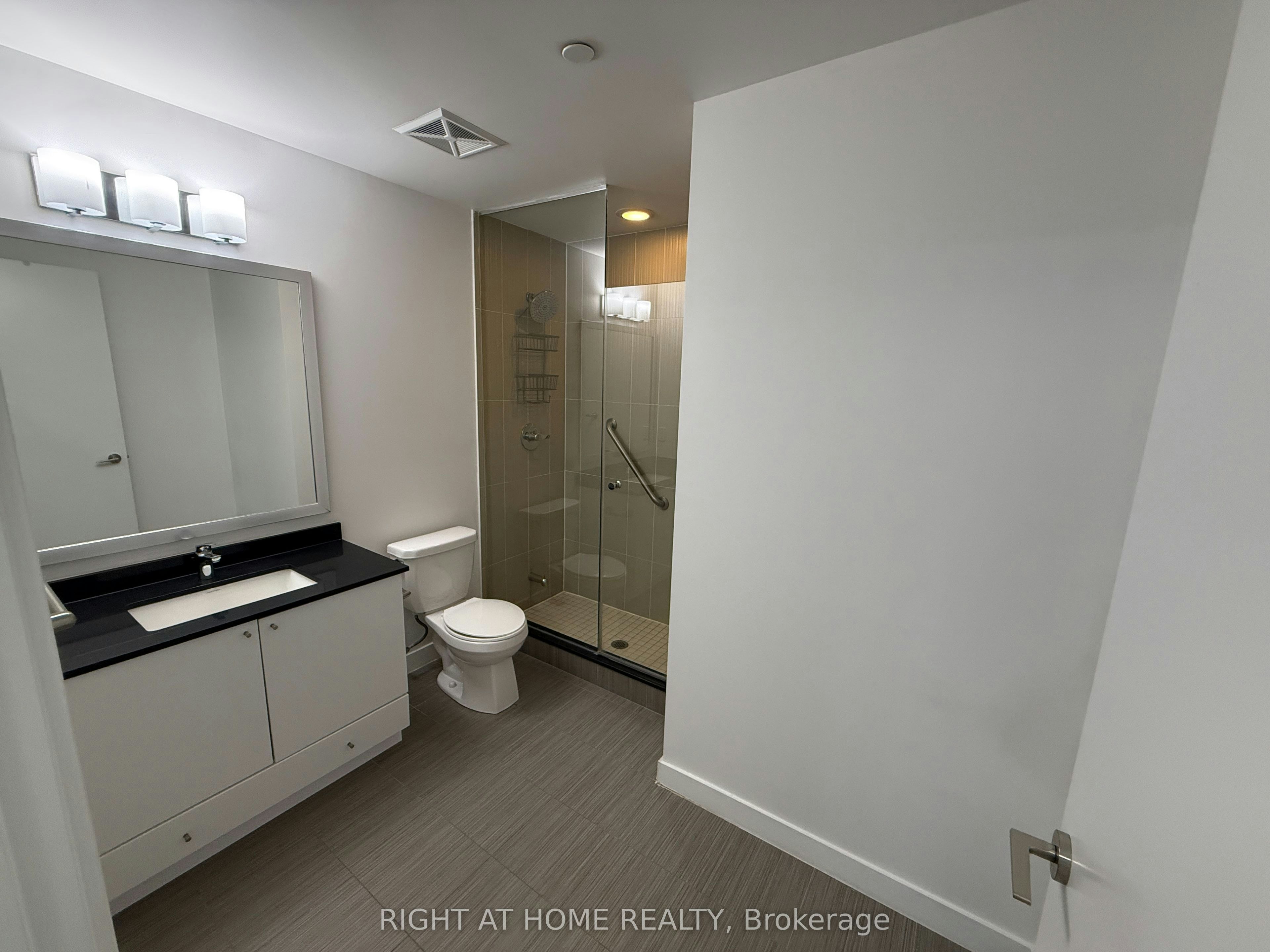 3975 Grand Park Drive, Mississauga, ON, L5B 0K4 - 25