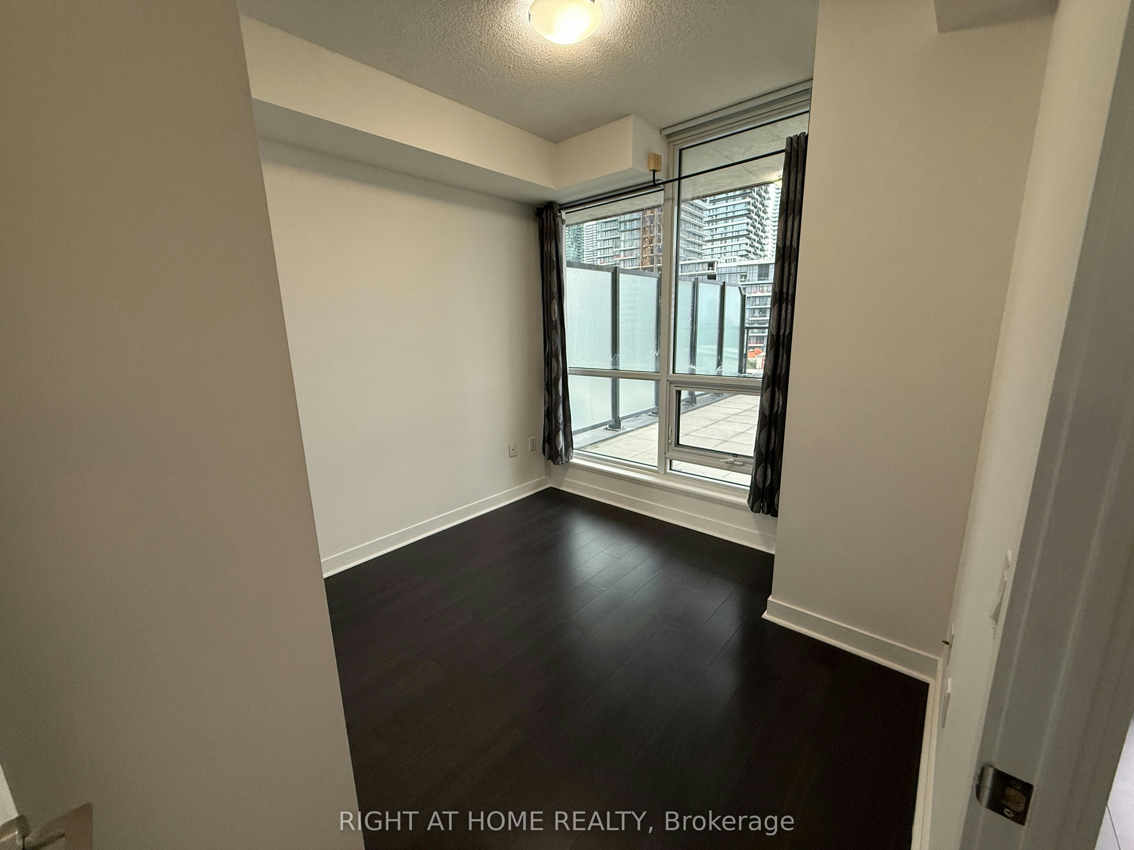 3975 Grand Park Drive, Mississauga, ON, L5B 0K4 - 18
