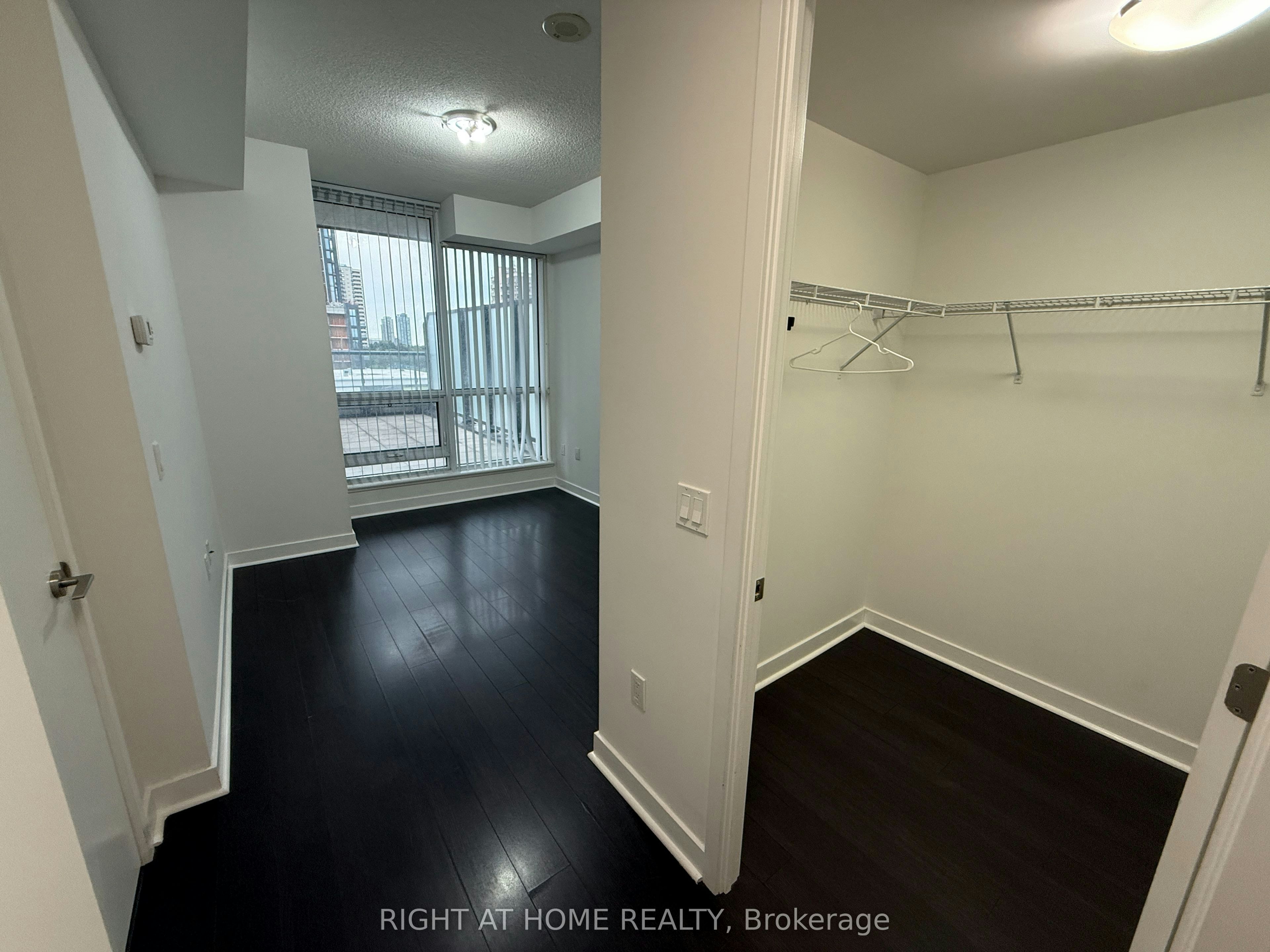 3975 Grand Park Drive, Mississauga, ON, L5B 0K4 - 24