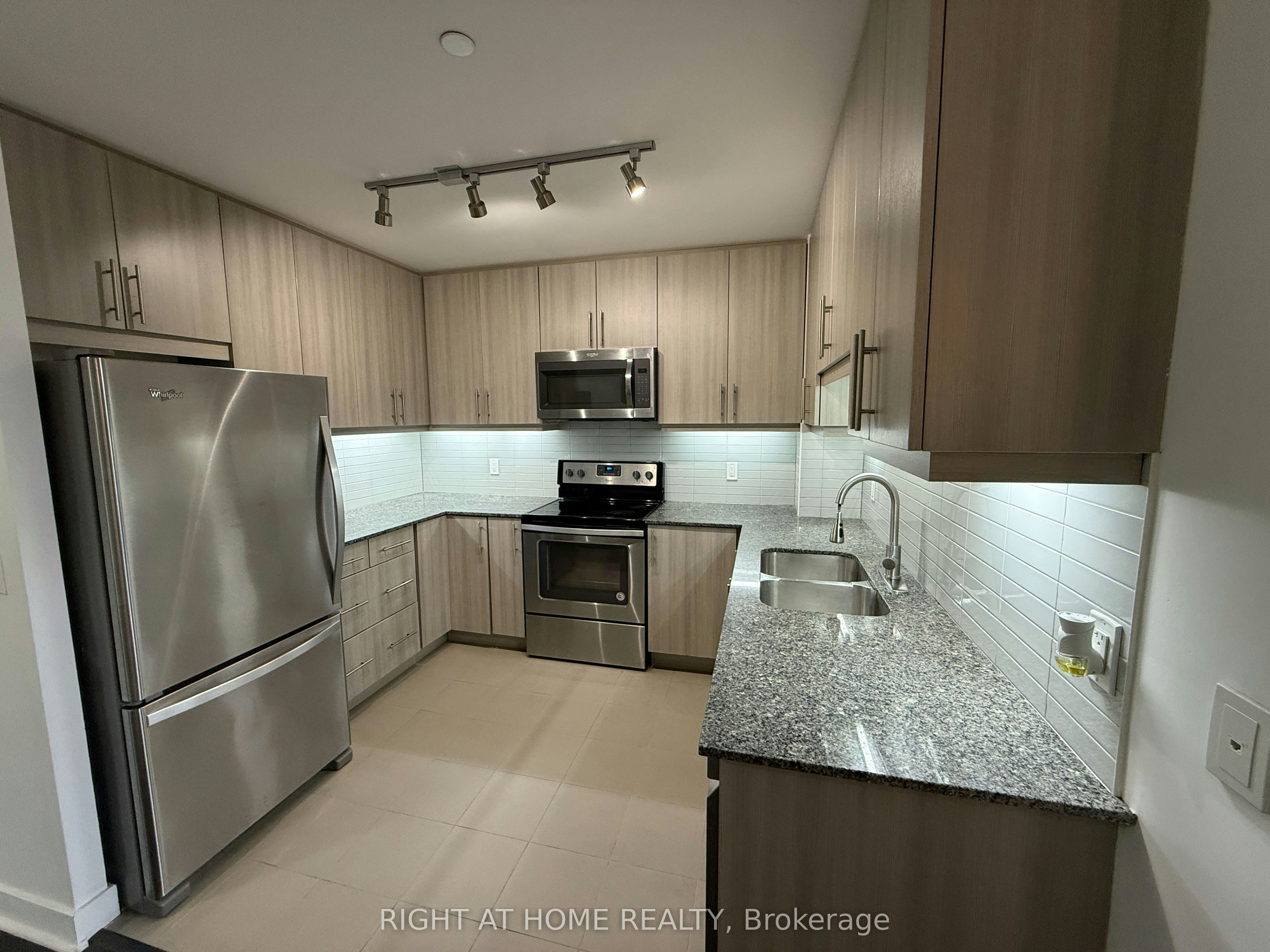 3975 Grand Park Drive, Mississauga, ON, L5B 0K4 - 12