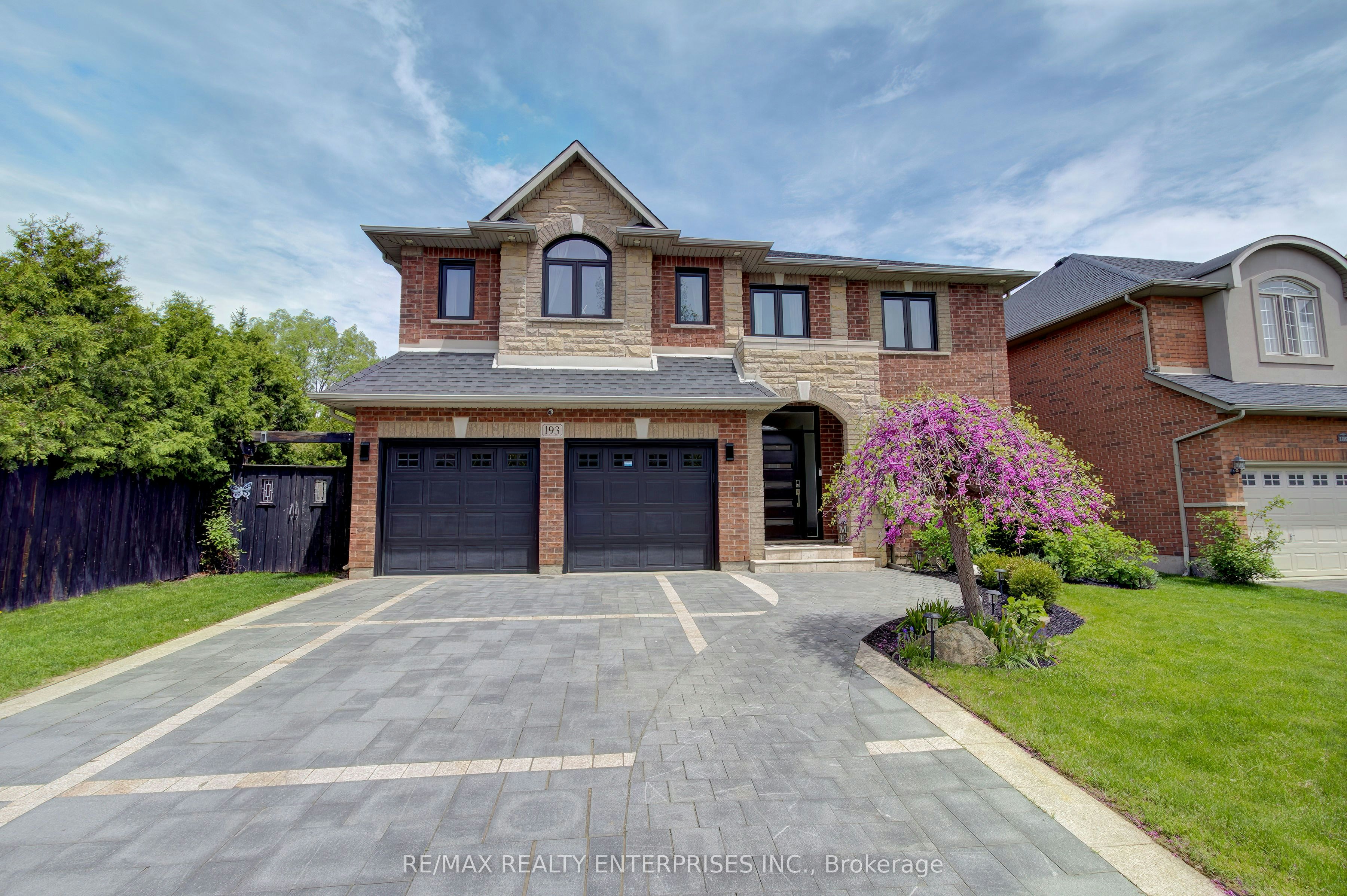 193 Teddington Place, Burlington, ON, L7L 6X6