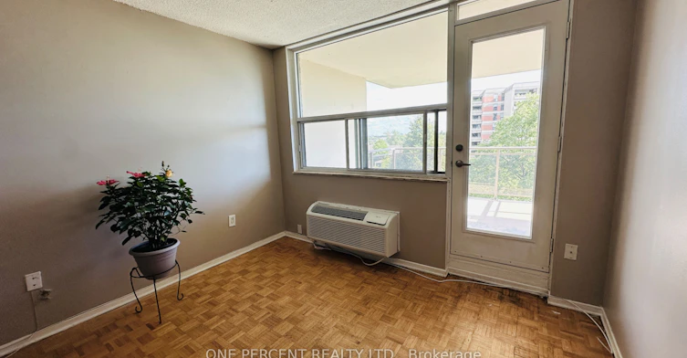 712-966 Inverhouse Drive, Mississauga, ON, L5J 4B6 - 9