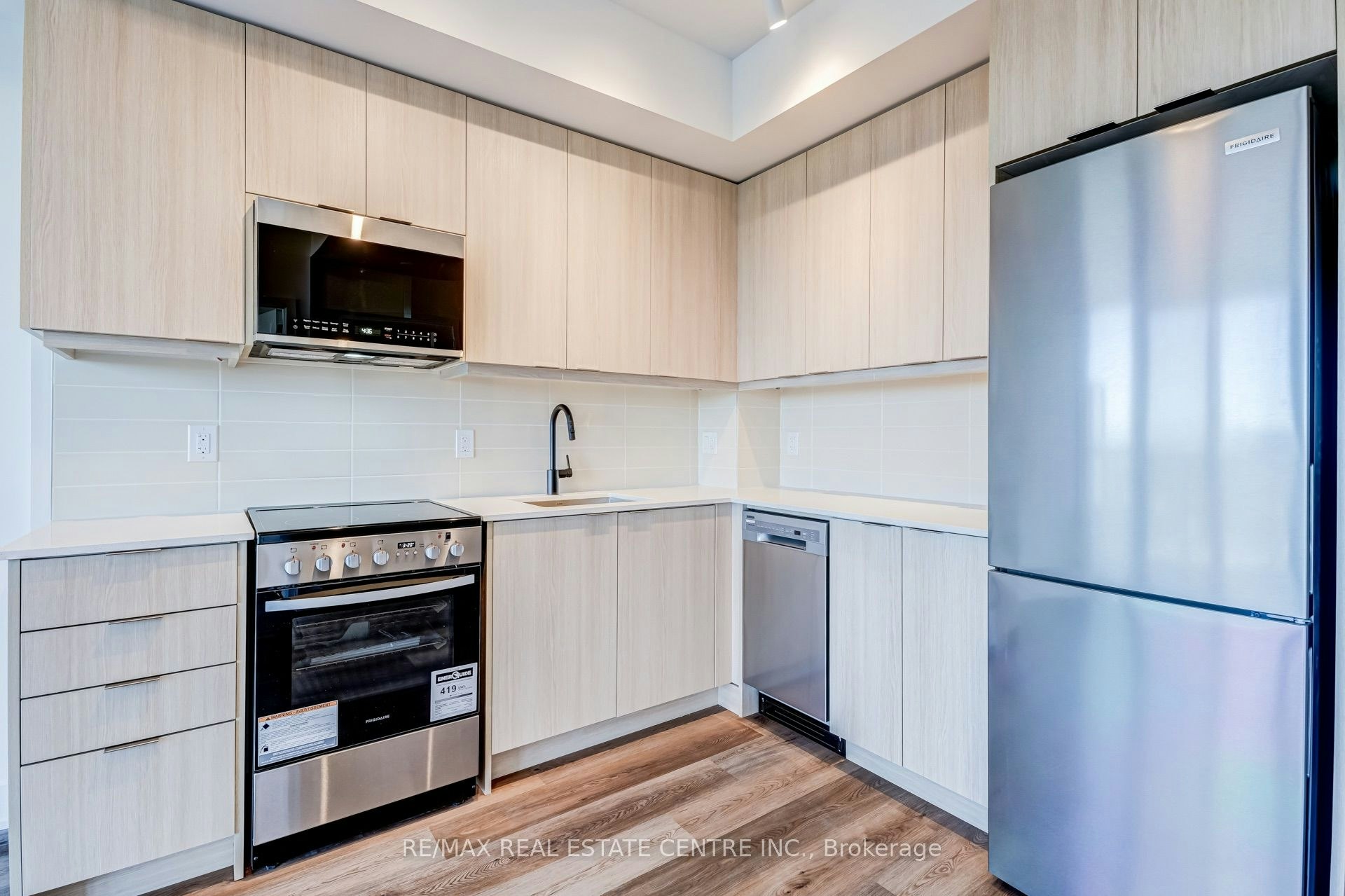 1411A-115 Nipissing Road, Milton, ON, L9T 1R3 - 8