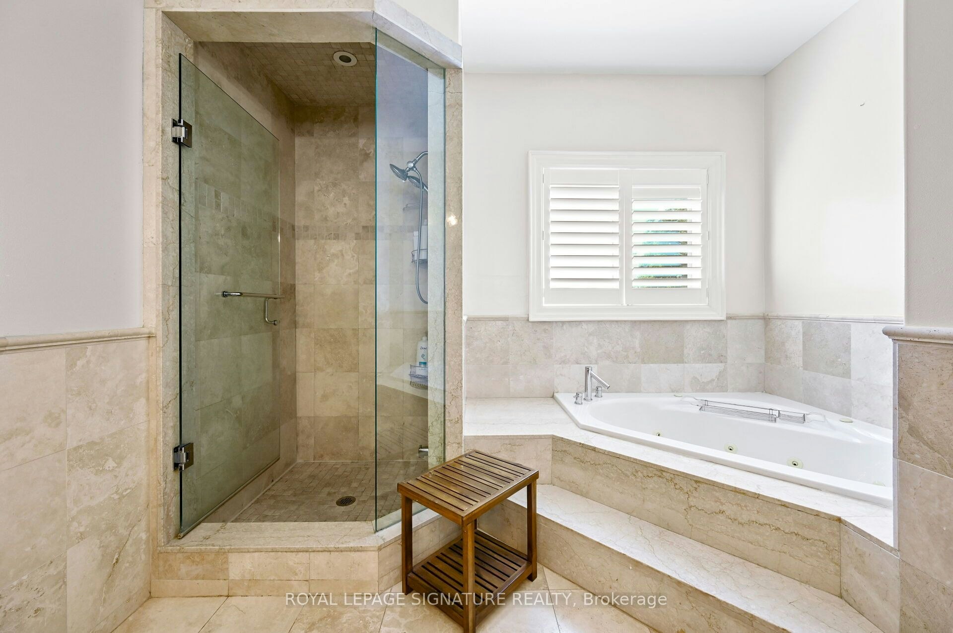 762 Duchess Drive, Mississauga, ON, L4Y 1H7 - 22