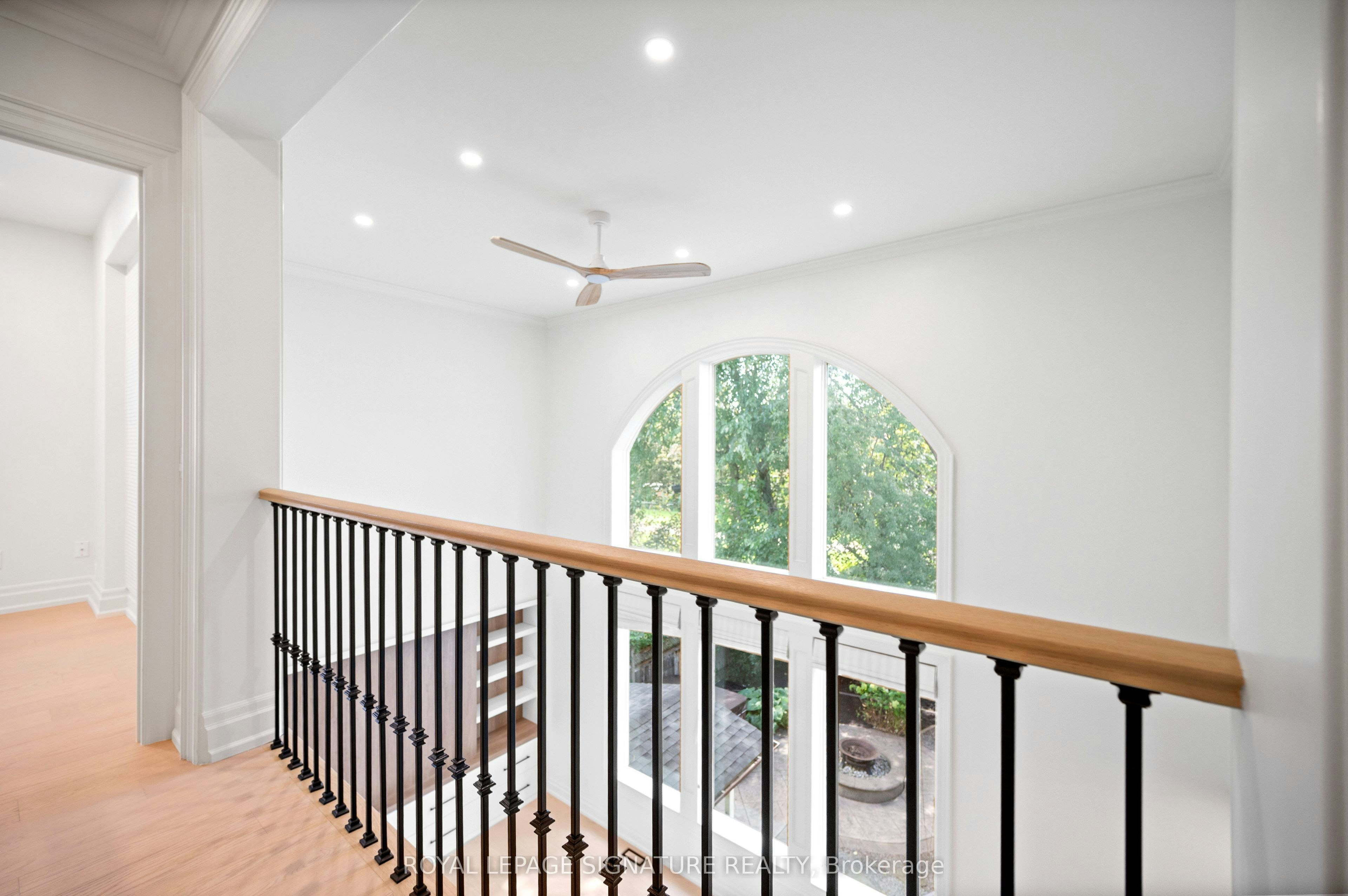 762 Duchess Drive, Mississauga, ON, L4Y 1H7 - 17