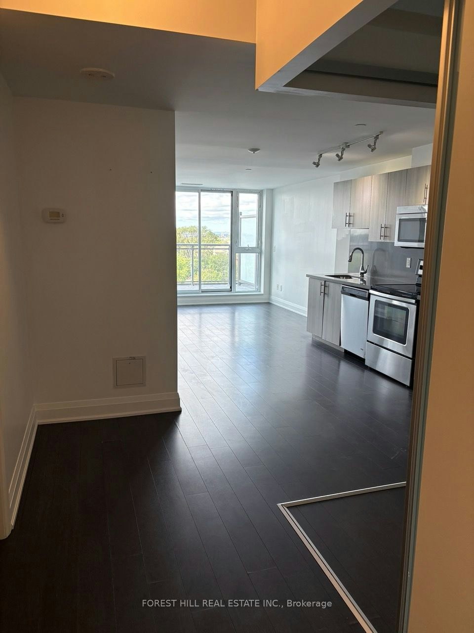 508-16 Mcadam Avenue, Toronto, ON, M6A 1S5 - 5