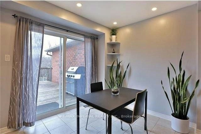 344 Riverstone Drive, Oakville, ON, L6H 7M3 - 3