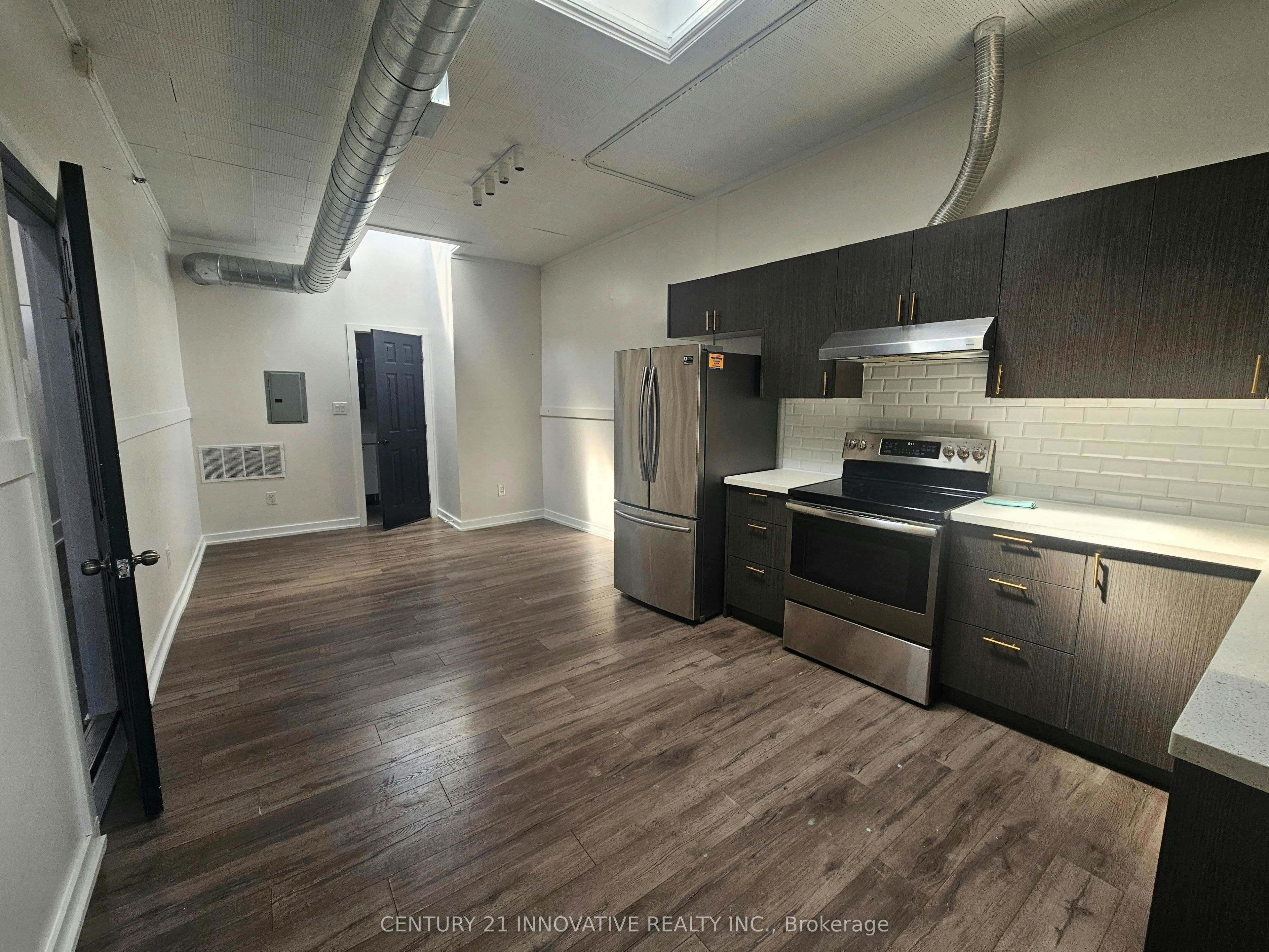 102-75 Main Street N, Brampton, ON, L6X 1M8 - 4