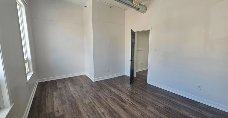 102-75 Main Street N, Brampton, ON, L6X 1M8 - 10