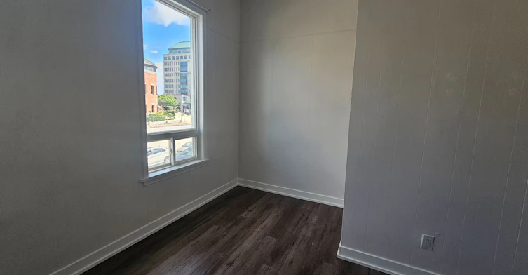 102-75 Main Street N, Brampton, ON, L6X 1M8 - 12