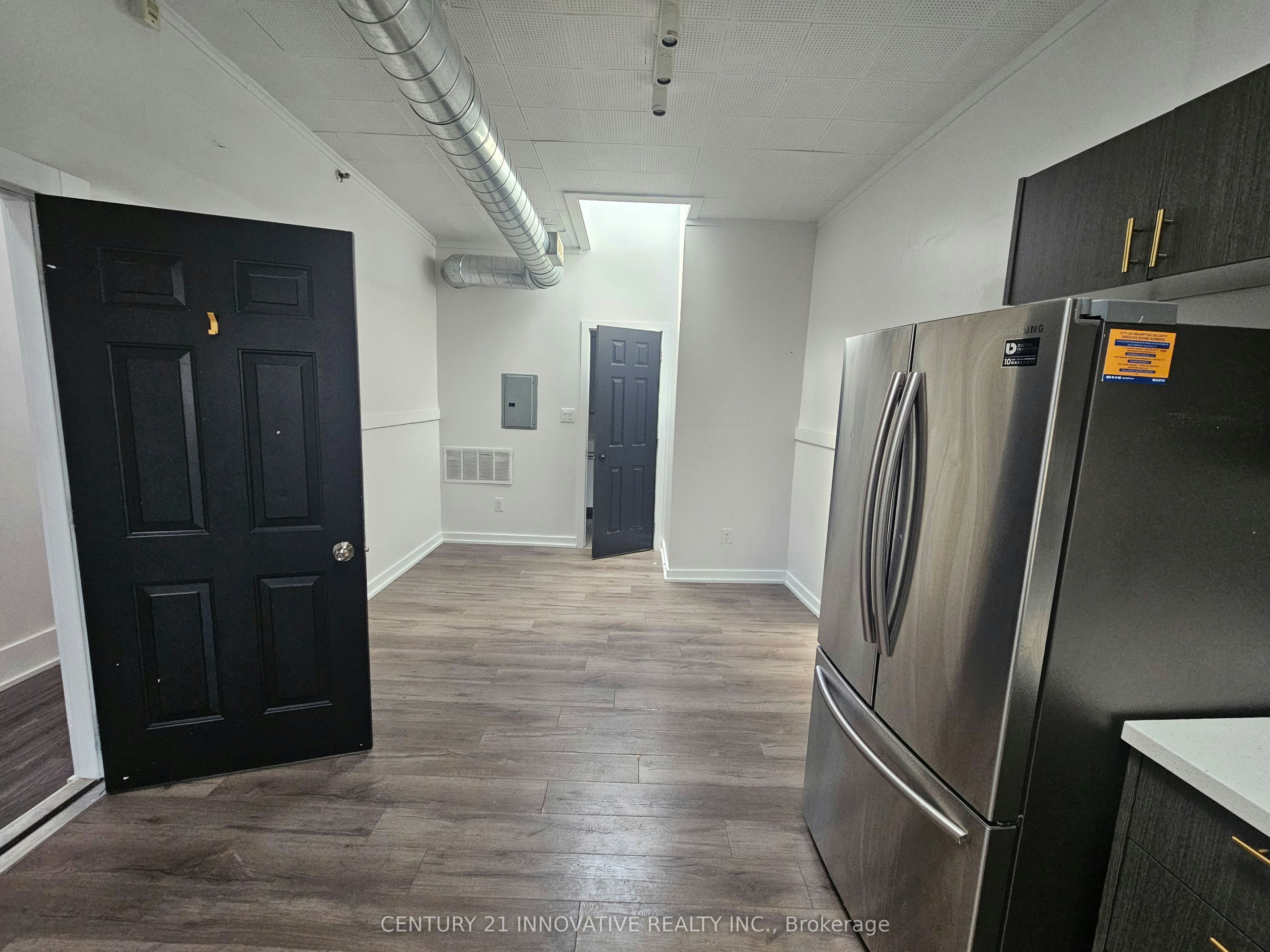 102-75 Main Street N, Brampton, ON, L6X 1M8 - 3