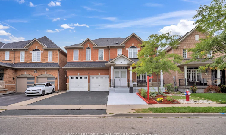36 Borneo Crescent
