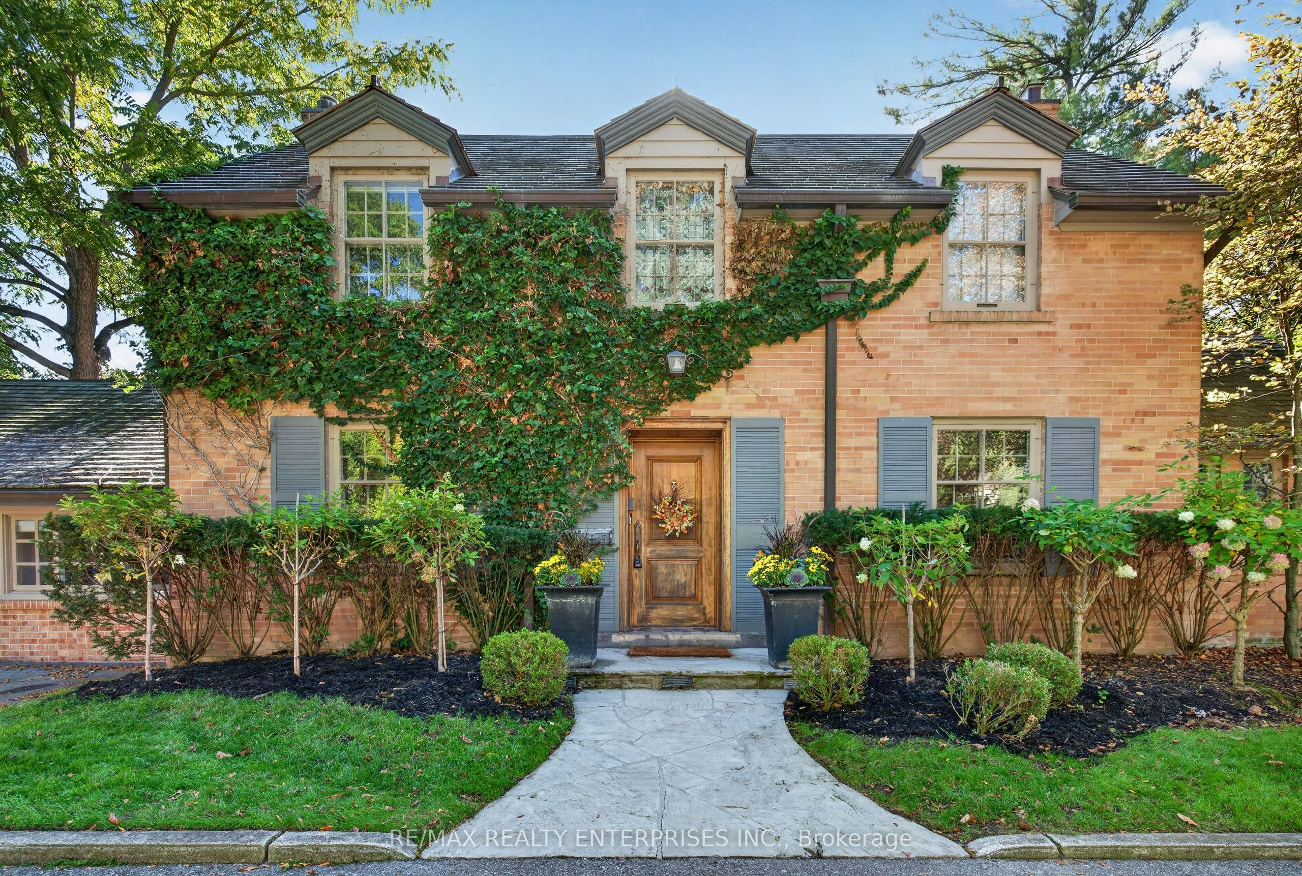 1425 Solana Crescent, Mississauga, ON, L5H 3X9