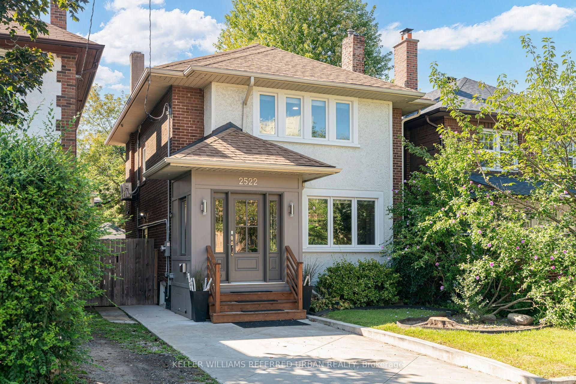 2522 Lake Shore Boulevard W, Toronto, ON, M8V 1E1