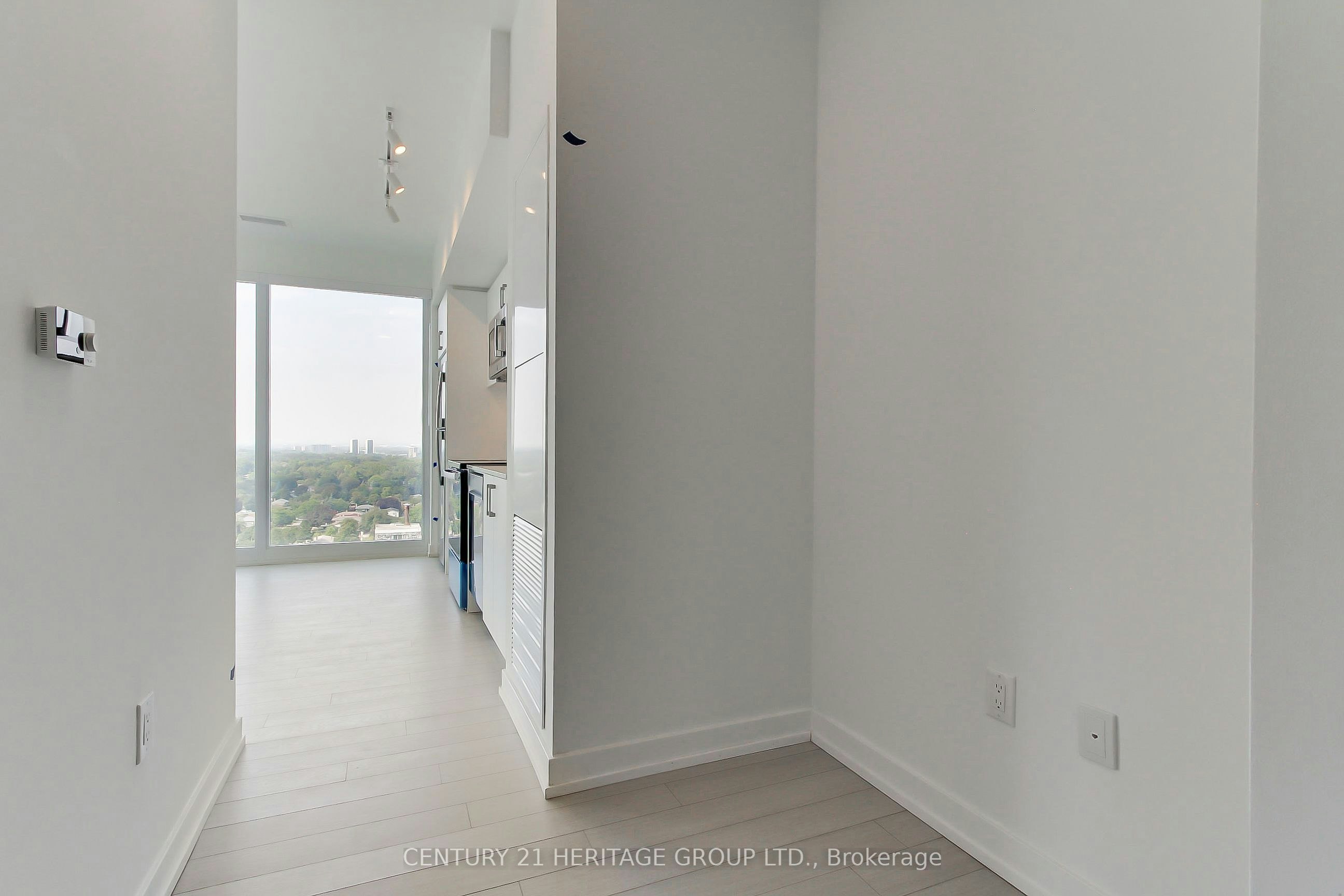 1819-4010 Eglinton Avenue, Toronto, ON, M9A 0G5 - 4