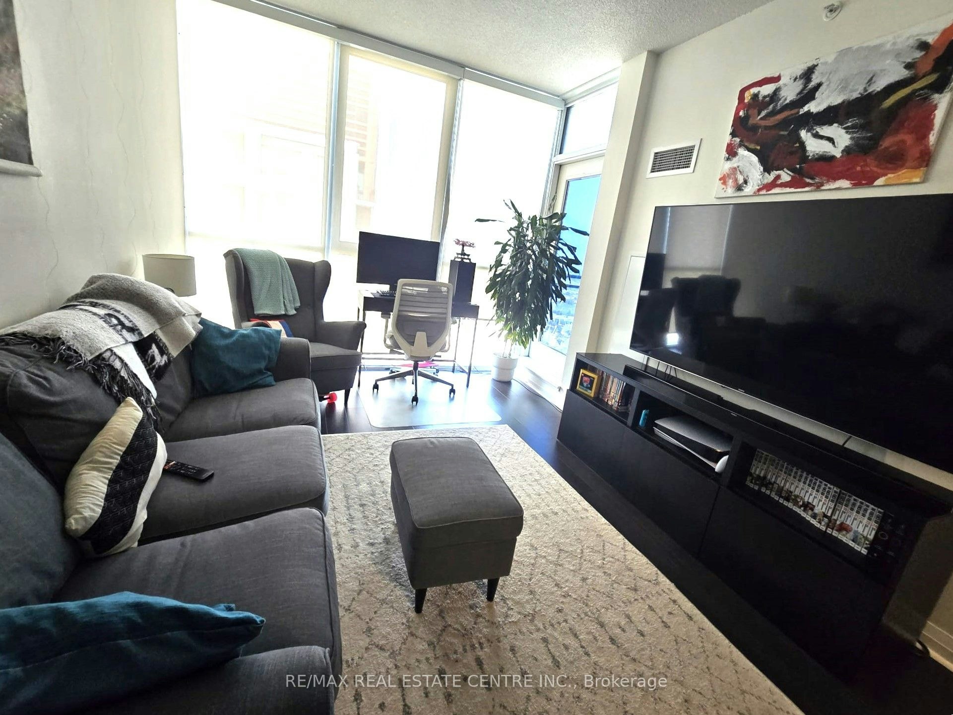 2301-75 Eglinton Avenue W, Mississauga, ON, L5R 0E5 - 2