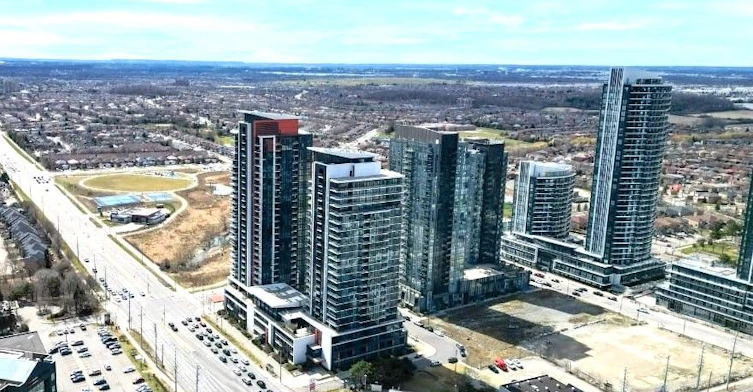 2301-75 Eglinton Avenue W, Mississauga, ON, L5R 0E5 - 17